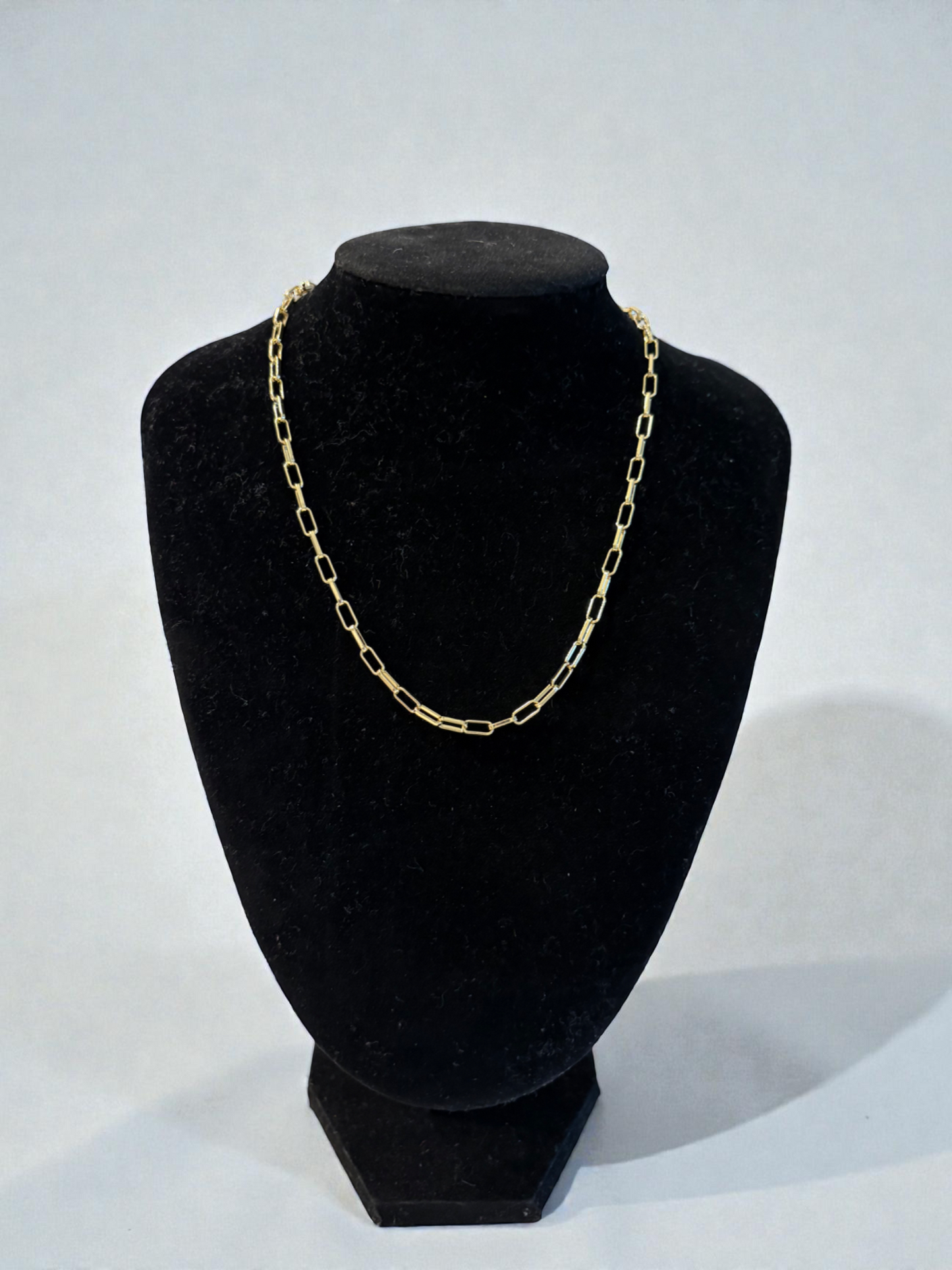 Golden link necklace