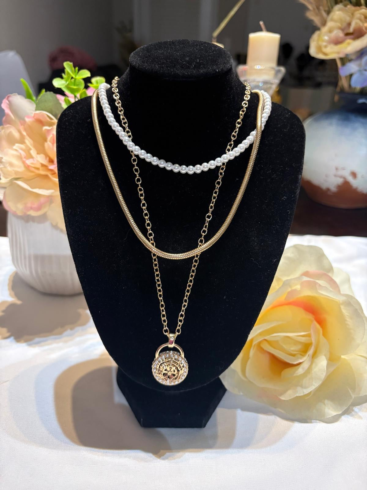 Elegant Trio Necklace
